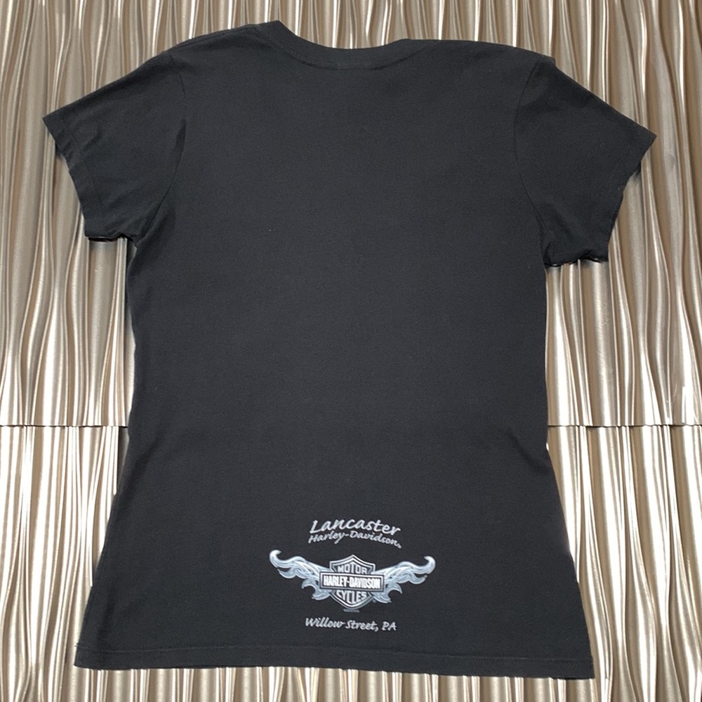 HARLEY DAVIDSON LOGO TEE WITH PURPLE AND TEAL WINGS GRAPHIC - SIZE M - Picture 7 of 7